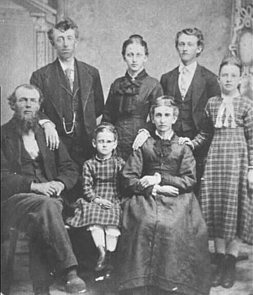 William Crittenden Gracey and 
family